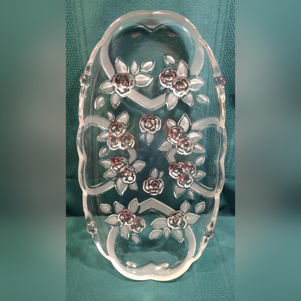 Beautiful Rose Motif Oval Serving Dish